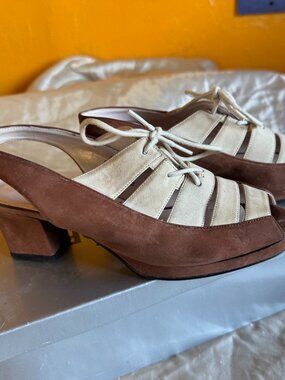 Vintage American Eagle Studio - Size 6.5 - Rust/Cream Suede - Made in Taiwan